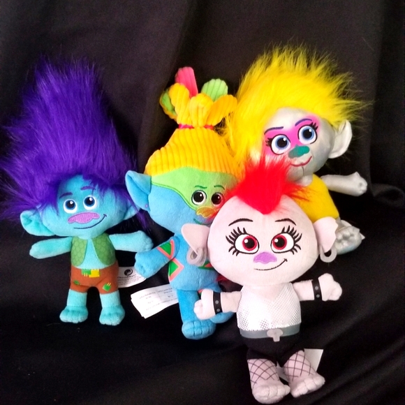 Dreamworks Other - Trolls Set of 4